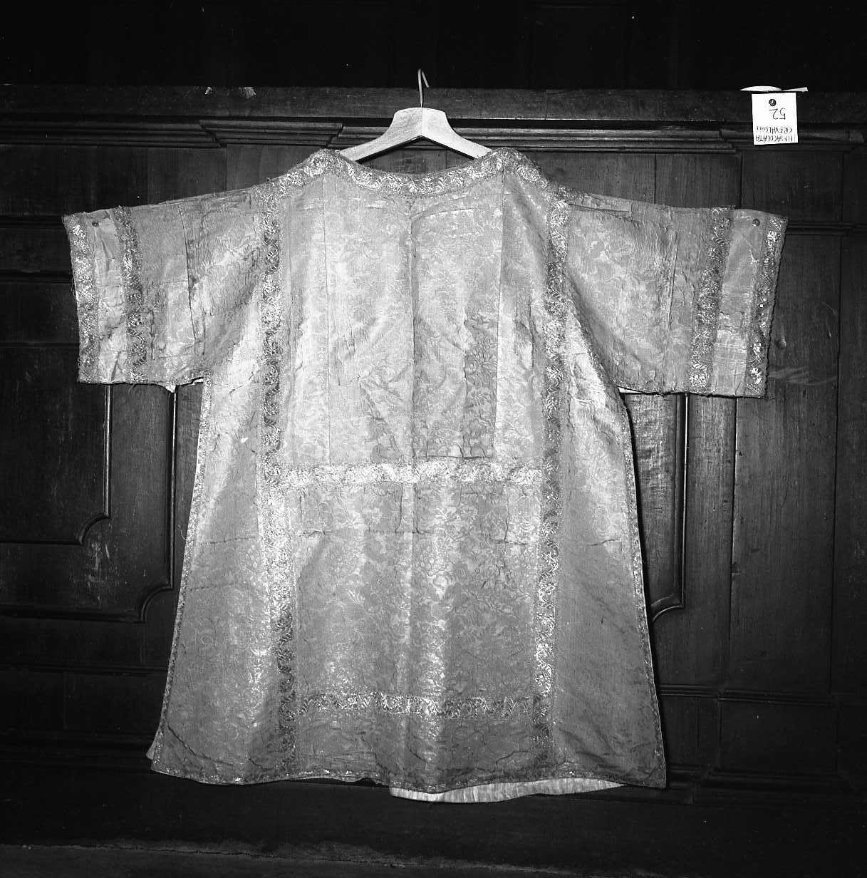 paramento liturgico - manifattura emiliana (sec. XVIII)