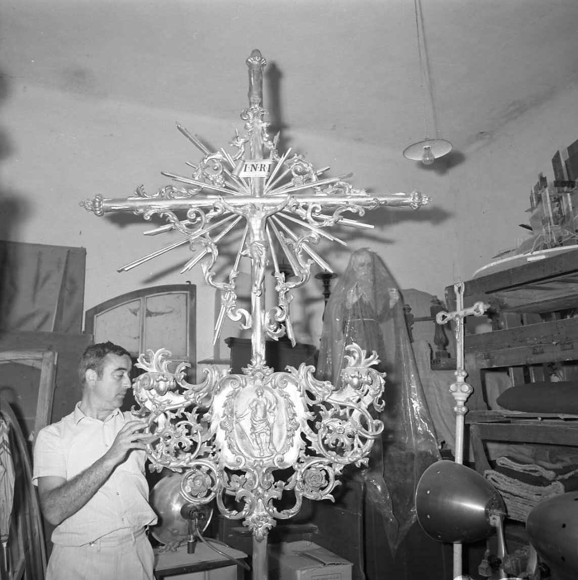 croce processionale - bottega emiliana (sec. XVIII)