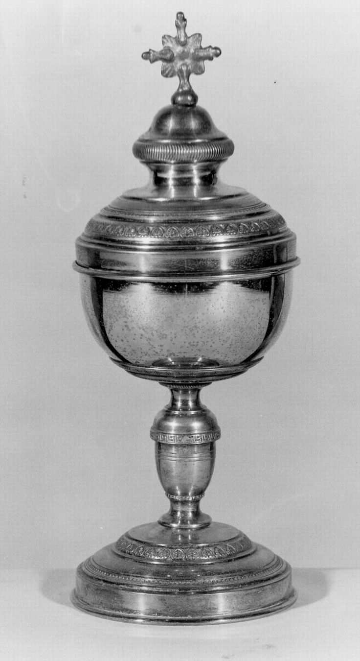 pisside - manifattura emiliana (primo quarto sec. XX)