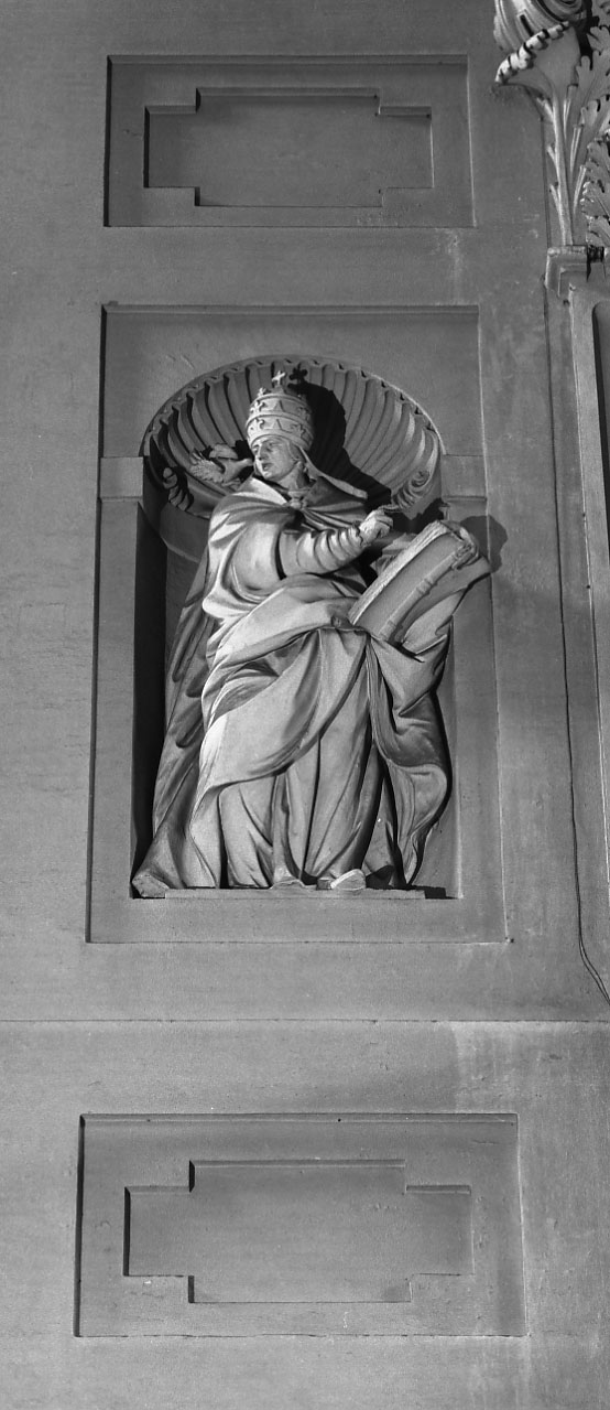 San Gregorio Magno (statua) di Sarti Lorenzo detto Lorenzin del Mazza (prima metà sec. XVIII)
