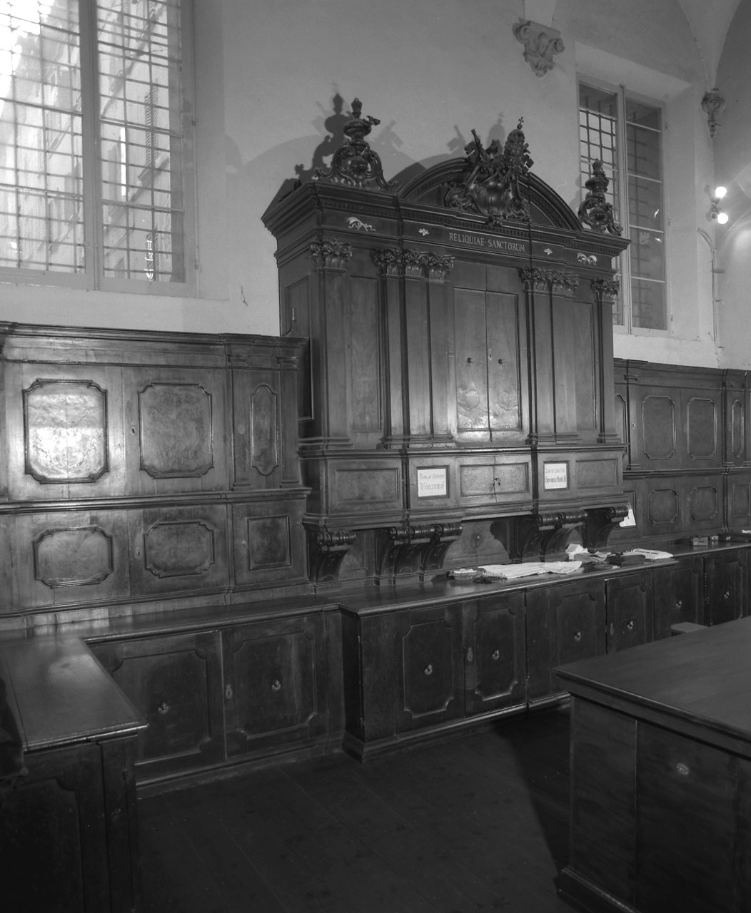 armadio da sacrestia - bottega bolognese (seconda metà sec. XVIII)