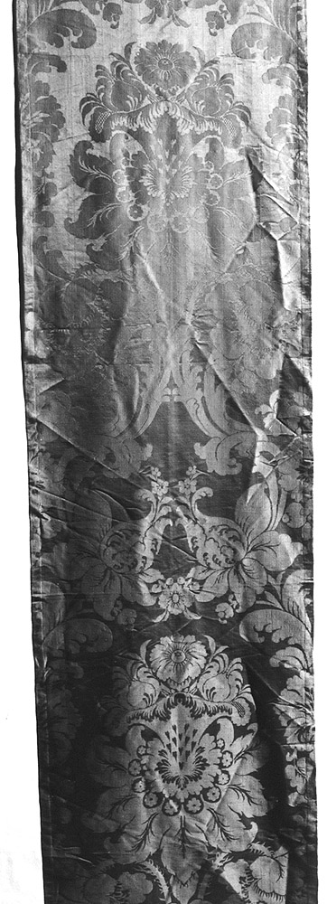 parato da chiesa, insieme - manifattura italiana (secc. XVIII/ XIX)