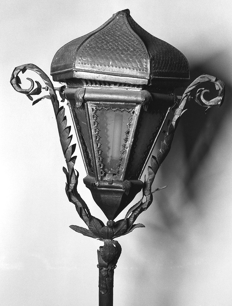 lanterna processionale, serie - manifattura bolognese (sec. XIX)