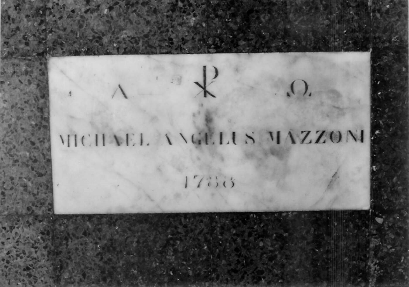 lapide tombale - bottega ferrarese (sec. XVIII)