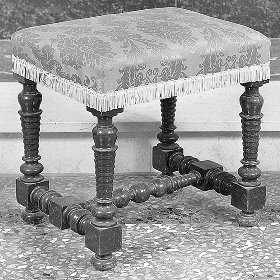 sgabello - manifattura emiliana (seconda metà sec. XVII)