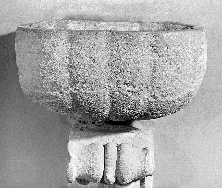 acquasantiera - a conchiglia - manifattura emiliana (sec. XIX)