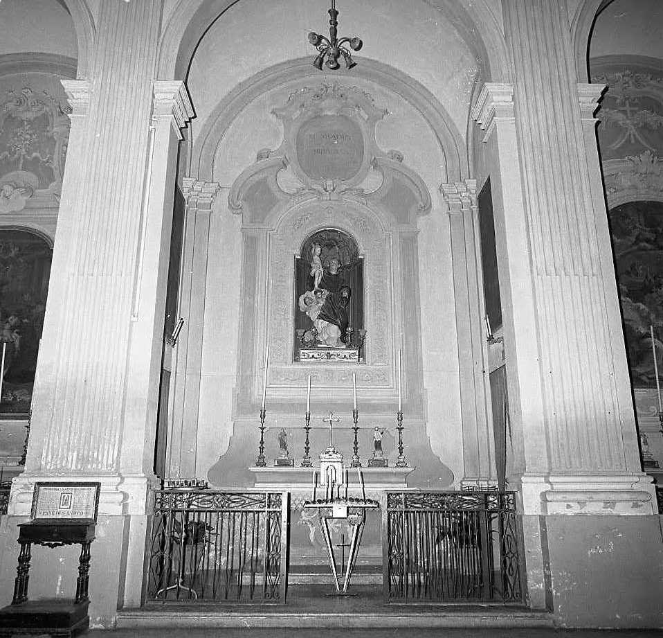 Sant'Antonio da Padova (statua) di Scandellari Filippo (sec. XVIII)