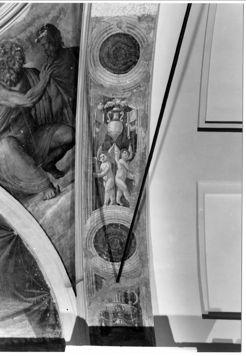 motivi decorativi a grottesche (dipinto) di Chiavenna Giovanni Antonio detto Zavatta (sec. XVI)