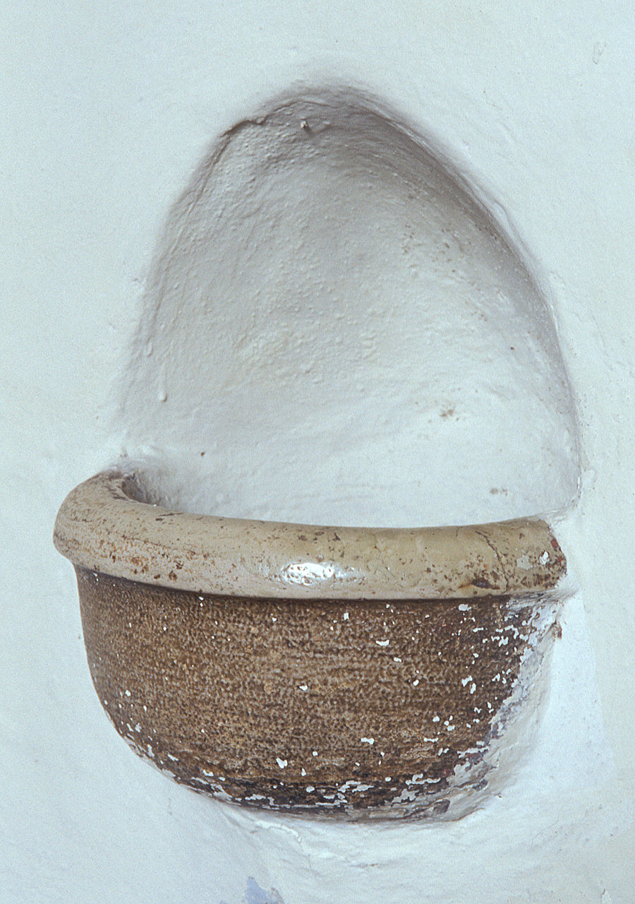 acquasantiera da parete - ambito ferrarese (sec. XIX)