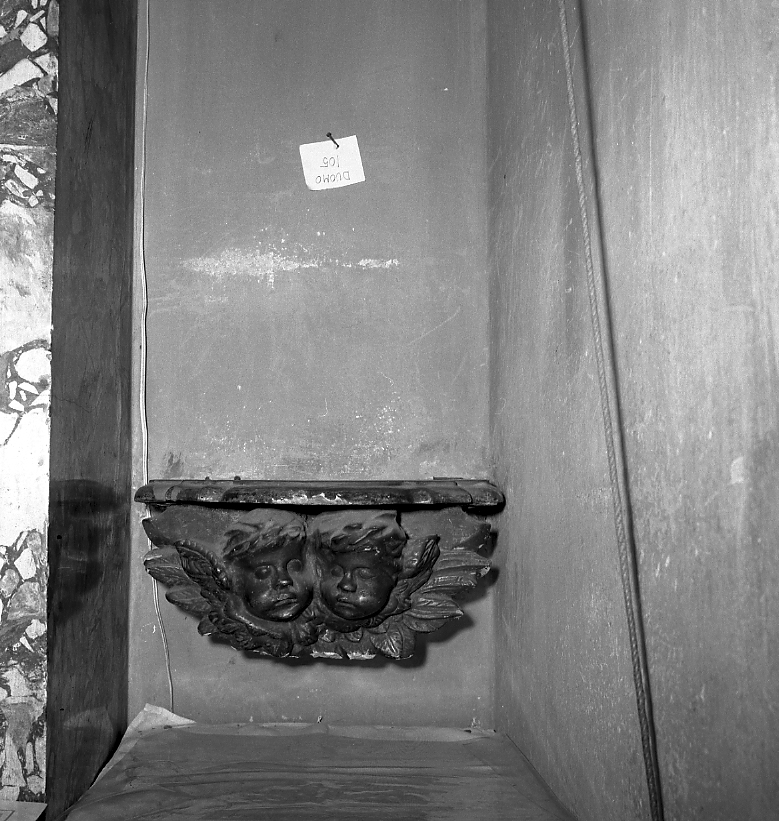 mensola - bottega emiliano-romagnola (fine/inizio secc. XVII/ XVIII)