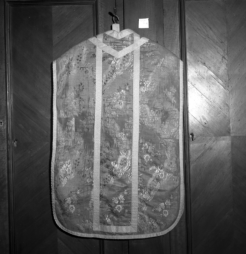 paramento liturgico, insieme - bottega emiliano-romagnola (sec. XVIII)