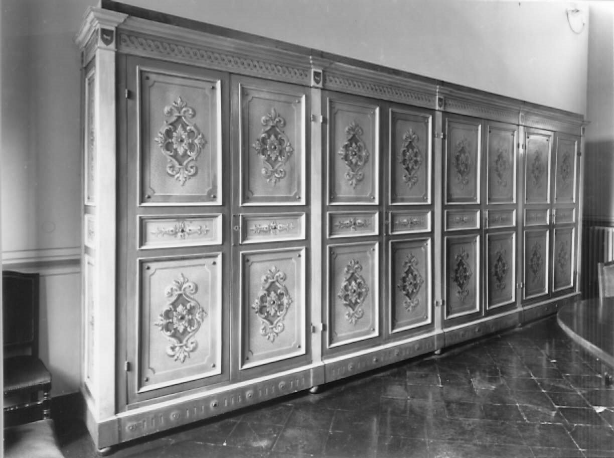 armadio - bottega ferrarese (sec. XX)