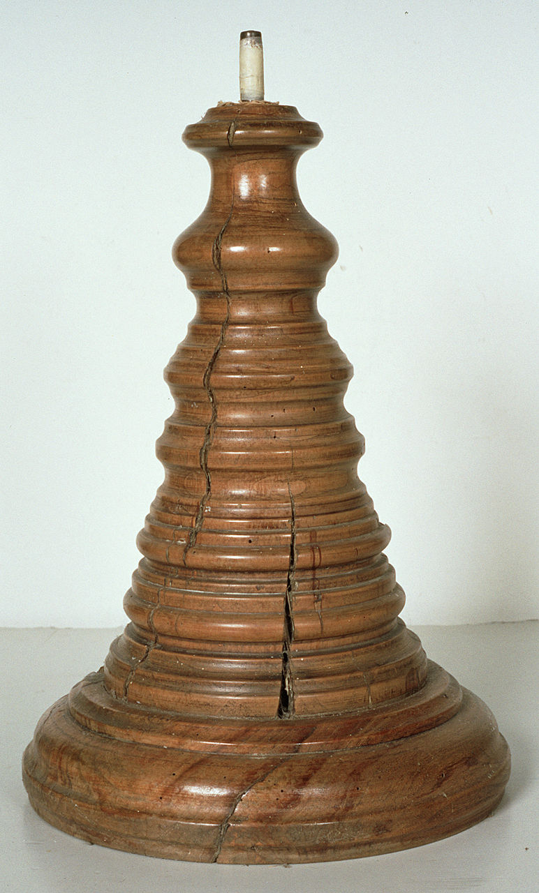 base - bottega ferrarese (sec. XVIII)