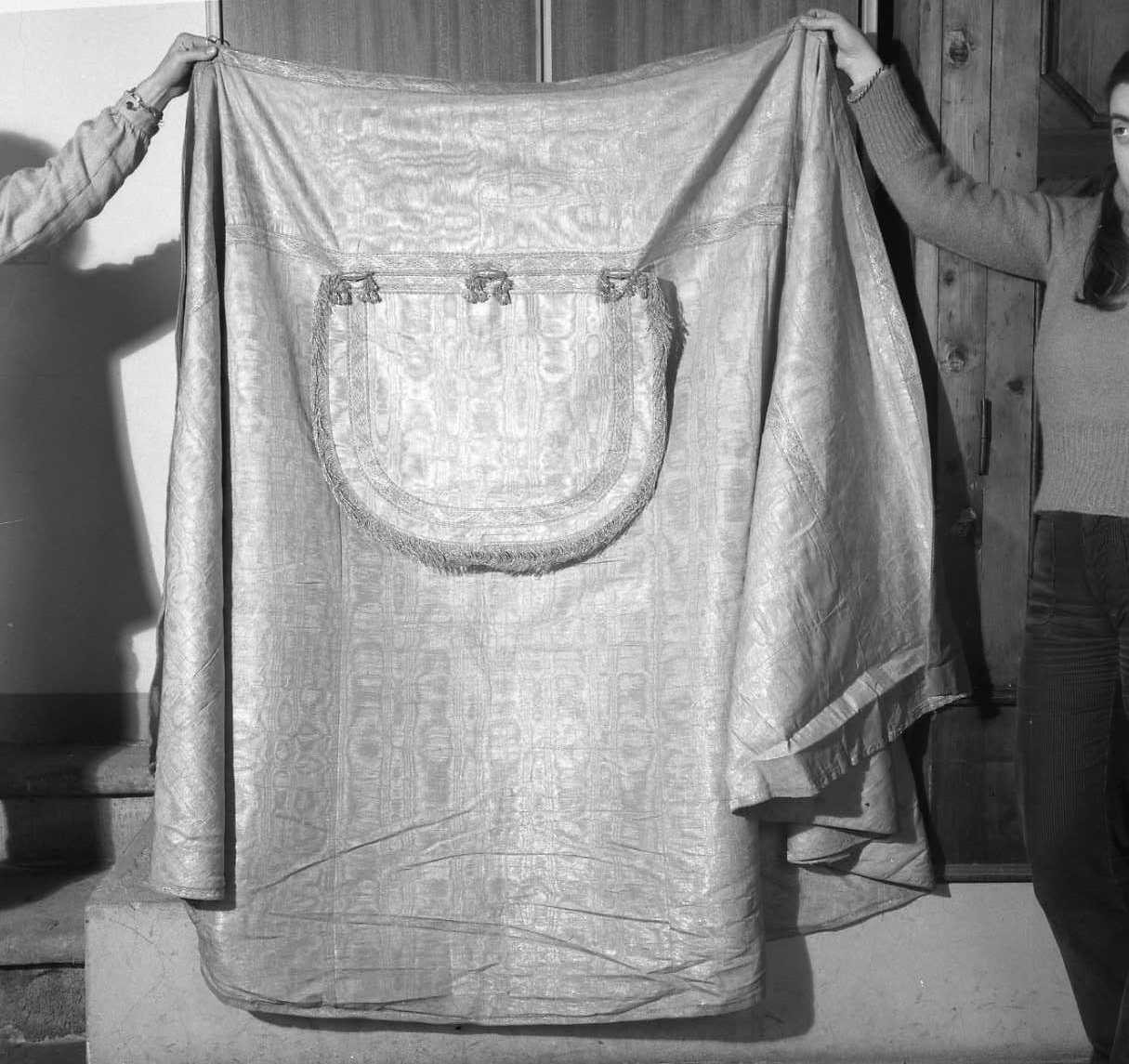 paramento liturgico - manifattura bolognese (sec. XVIII)