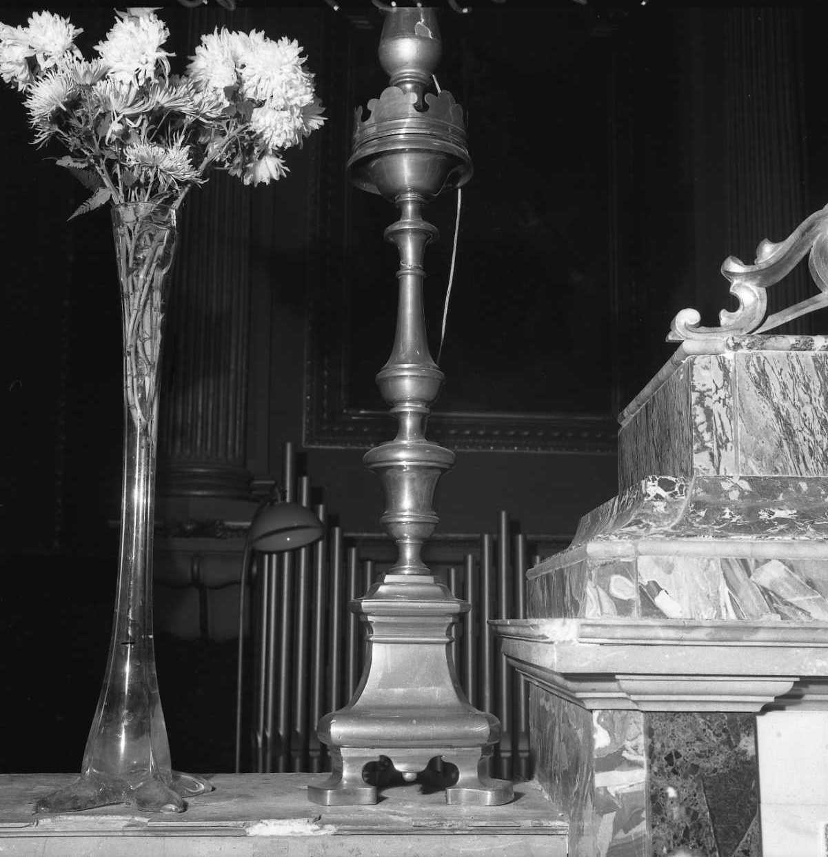 candeliere da chiesa, serie - bottega bolognese (seconda metà sec. XIX)