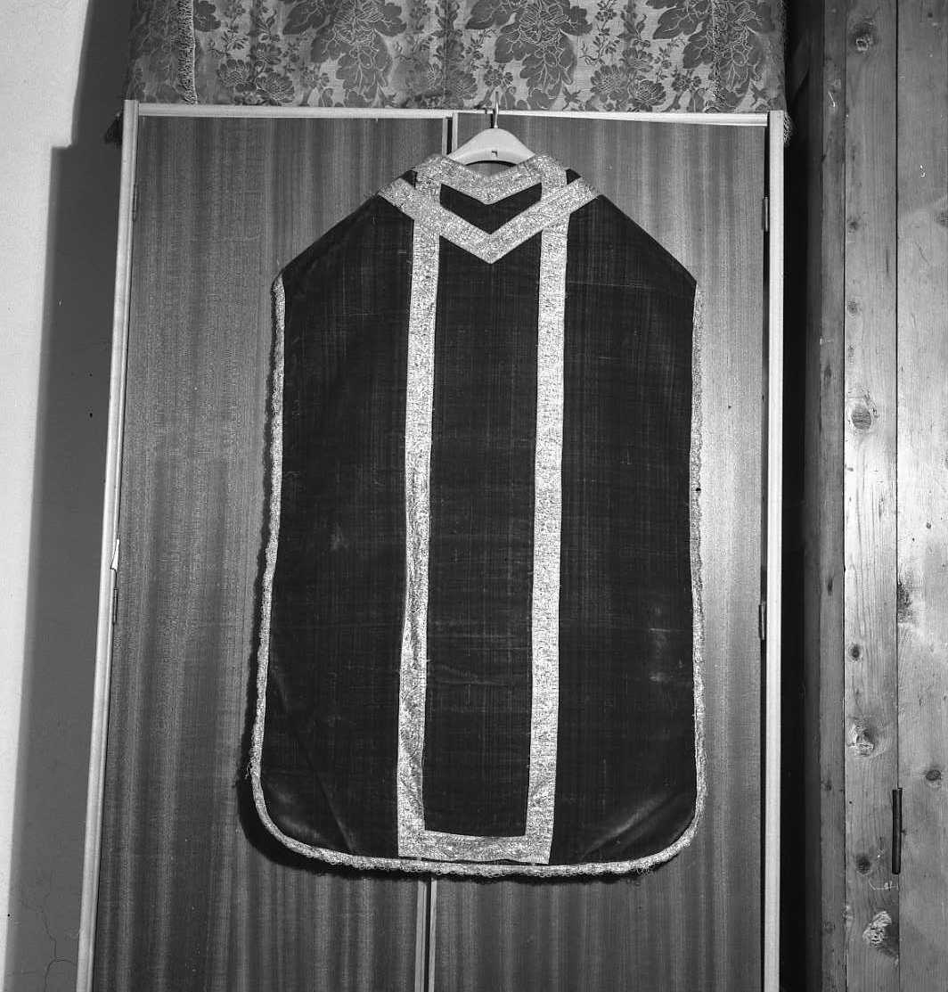 paramento liturgico - manifattura bolognese (secc. XVII/ XVIII)