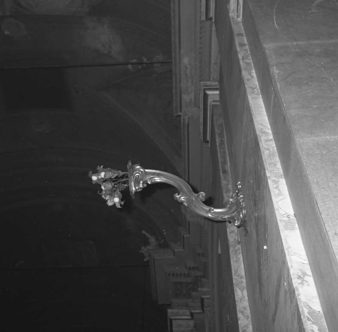 candeliere da parete, serie - bottega emiliana (sec. XVIII)