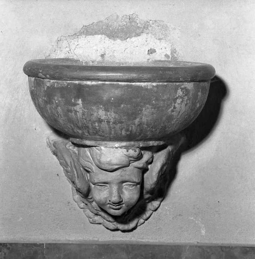 acquasantiera da parete - bottega emiliana (fine sec. XIX)