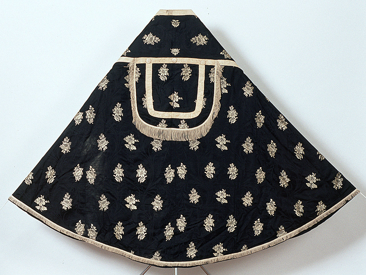 piviale, elemento d'insieme - manifattura italiana (sec. XIX)