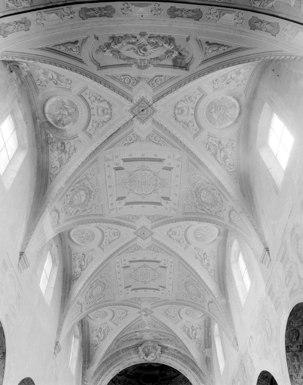 Finta decorazione plastica (decorazione pittorica) di Ferrari Francesco (sec. XVII)