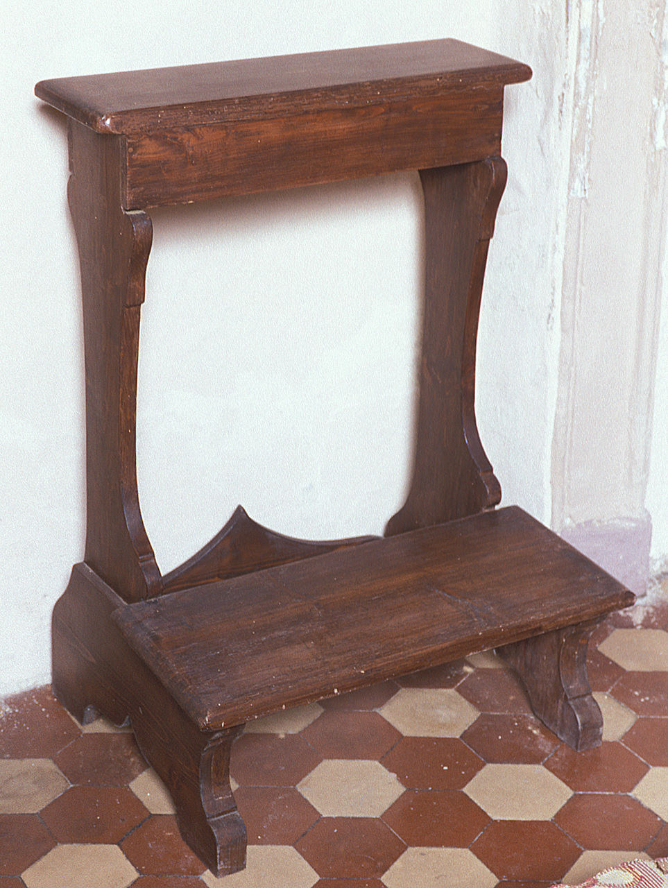 inginocchiatoio - bottega ferrarese (seconda metà sec. XIX)