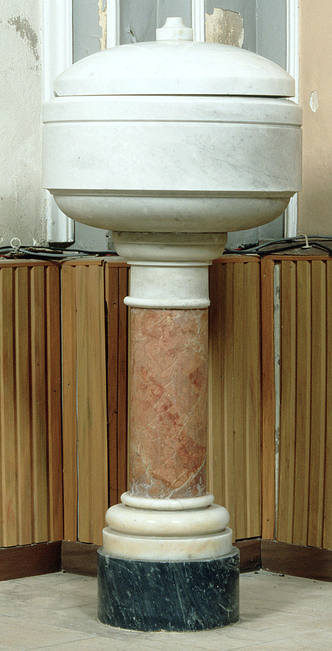 fonte battesimale - a fusto - bottega ferrarese (sec. XX)