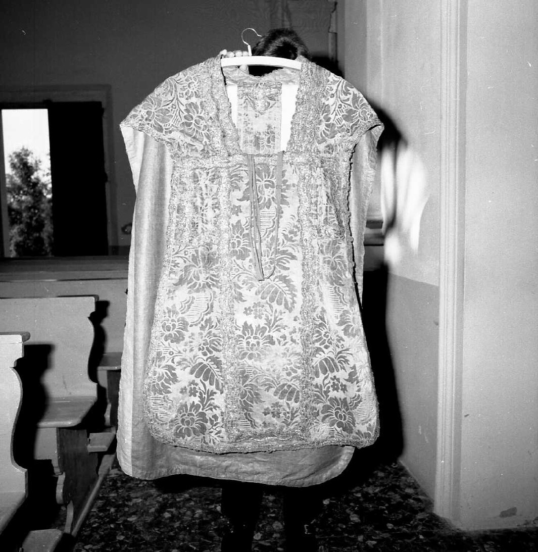 paramento liturgico - manifattura emiliana (sec. XVIII)