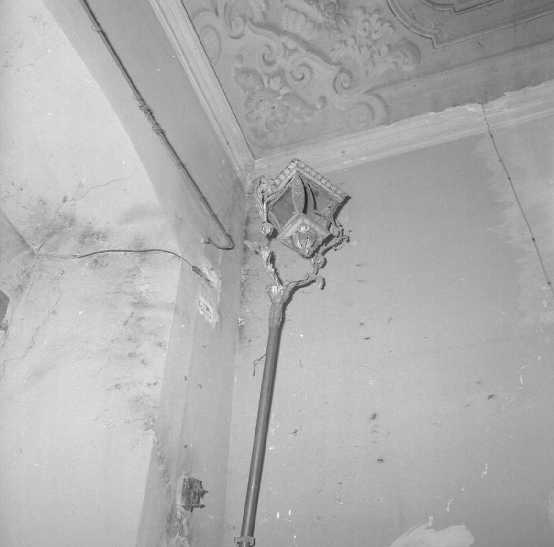 lanterna processionale, coppia - manifattura emiliana (sec. XVIII)