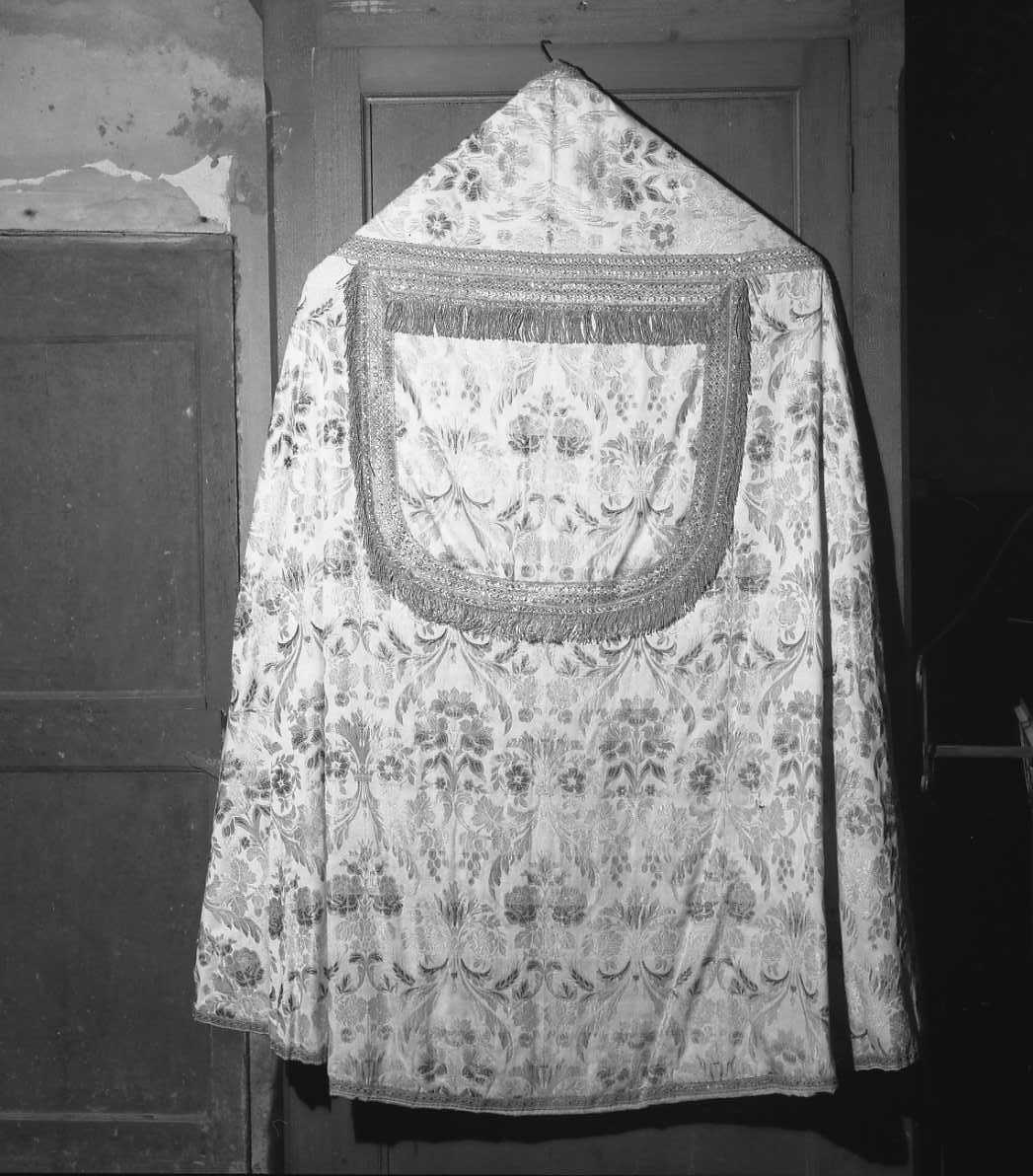 piviale - manifattura italiana (prima metà sec. XIX)