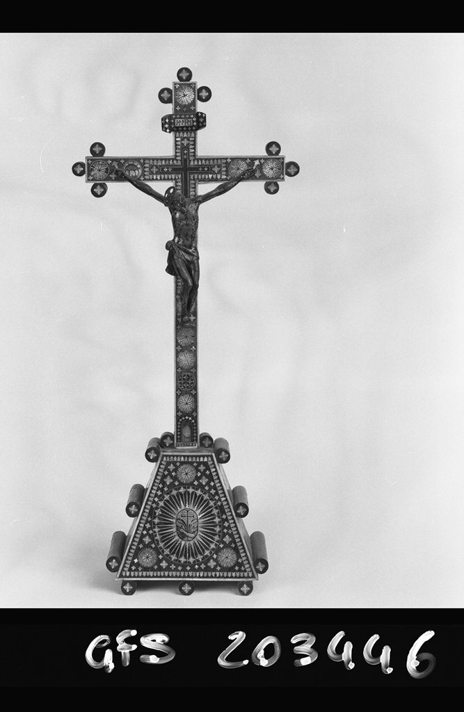 croce da tavolo - manifattura gerosolimitana (secc. XIX/ XX)