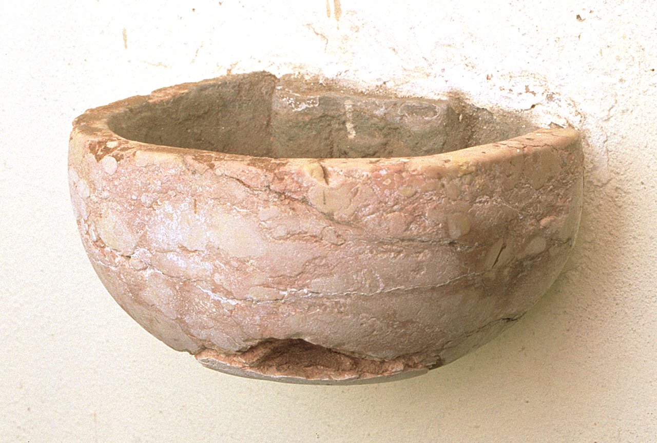 acquasantiera da parete, opera isolata - bottega ferrarese (seconda metà sec. XVIII)