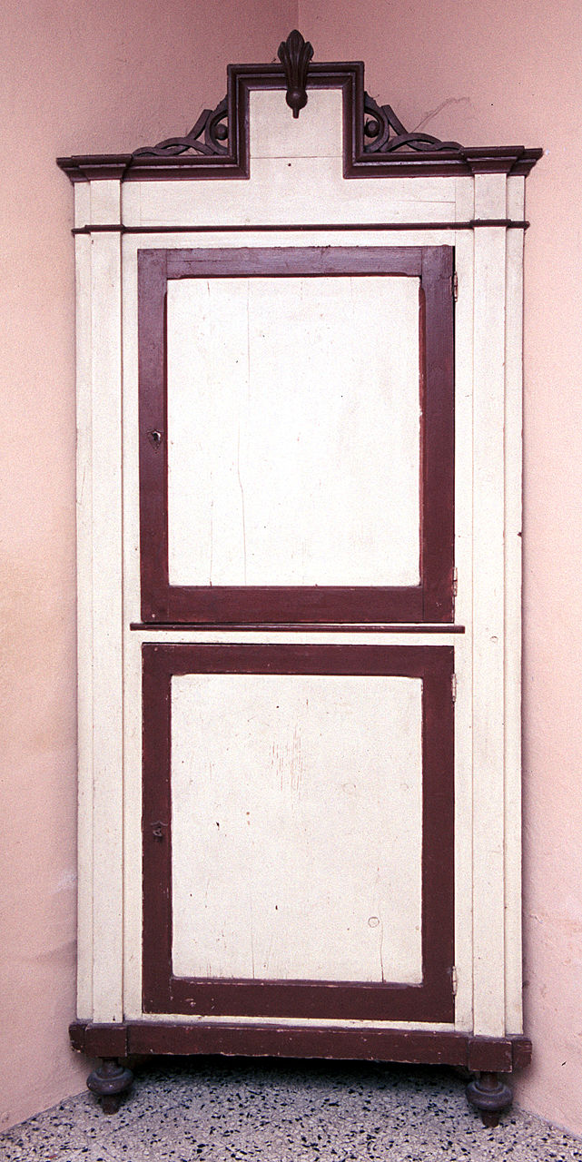 angoliera, opera isolata - bottega ferrarese (seconda metà sec. XIX)