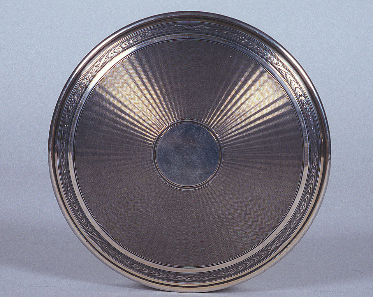 scatola per ostie, opera isolata - manifattura emiliana (seconda metà sec. XIX)