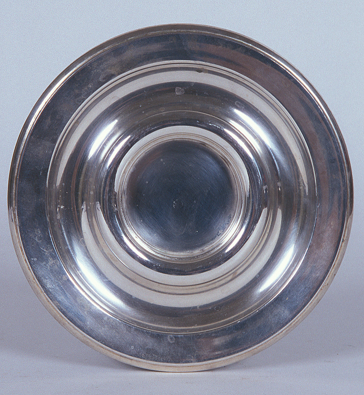 piatto, elemento d'insieme - manifattura italiana (terzo quarto sec. XX)