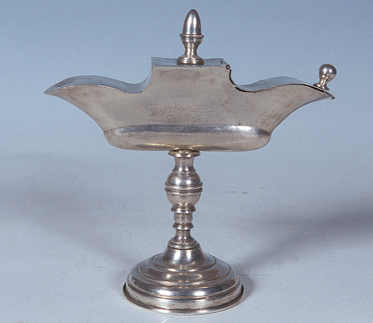 navicella portaincenso, elemento d'insieme - manifattura italiana (primo quarto sec. XX)