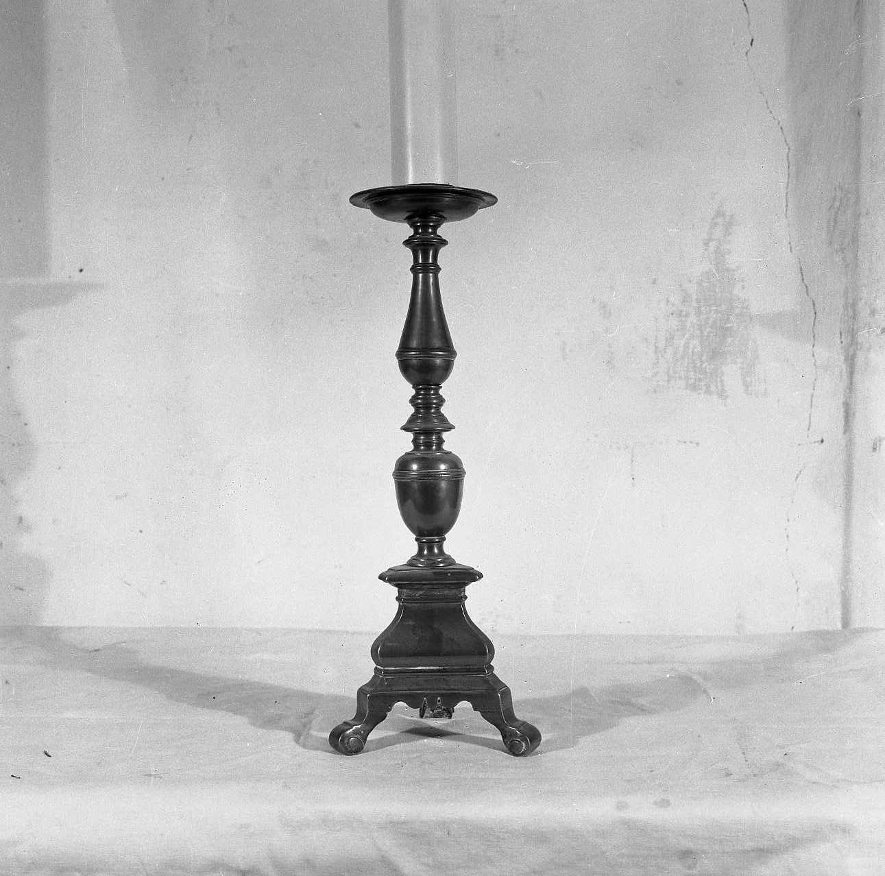 candeliere da chiesa - bottega emiliana (sec. XVIII)