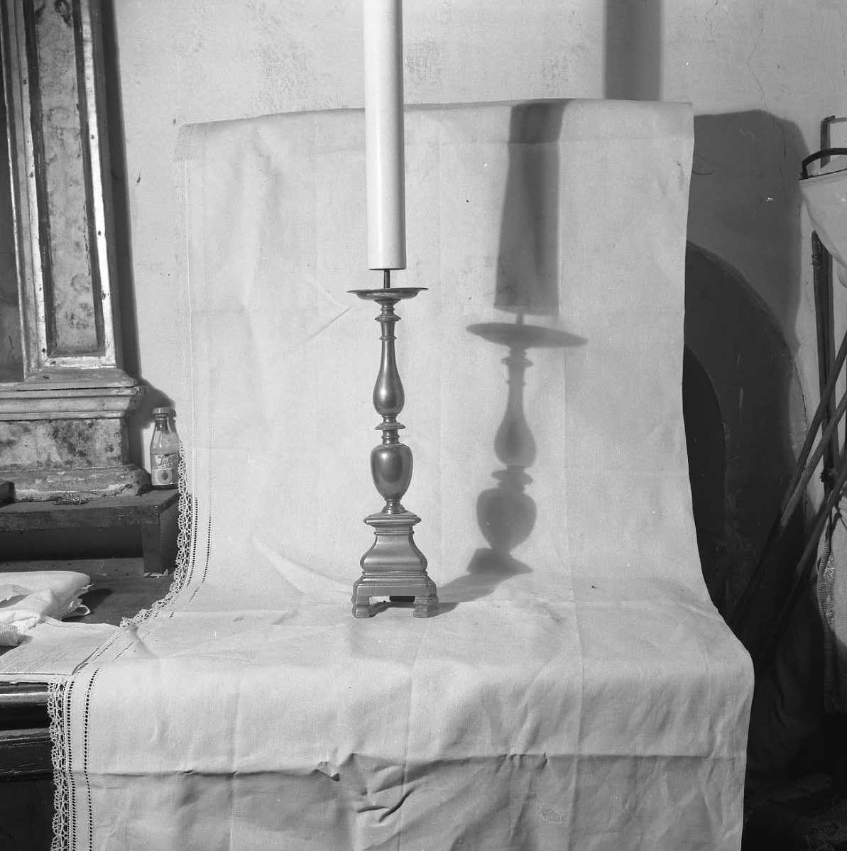 candeliere da chiesa, coppia - bottega emiliana (sec. XVIII)