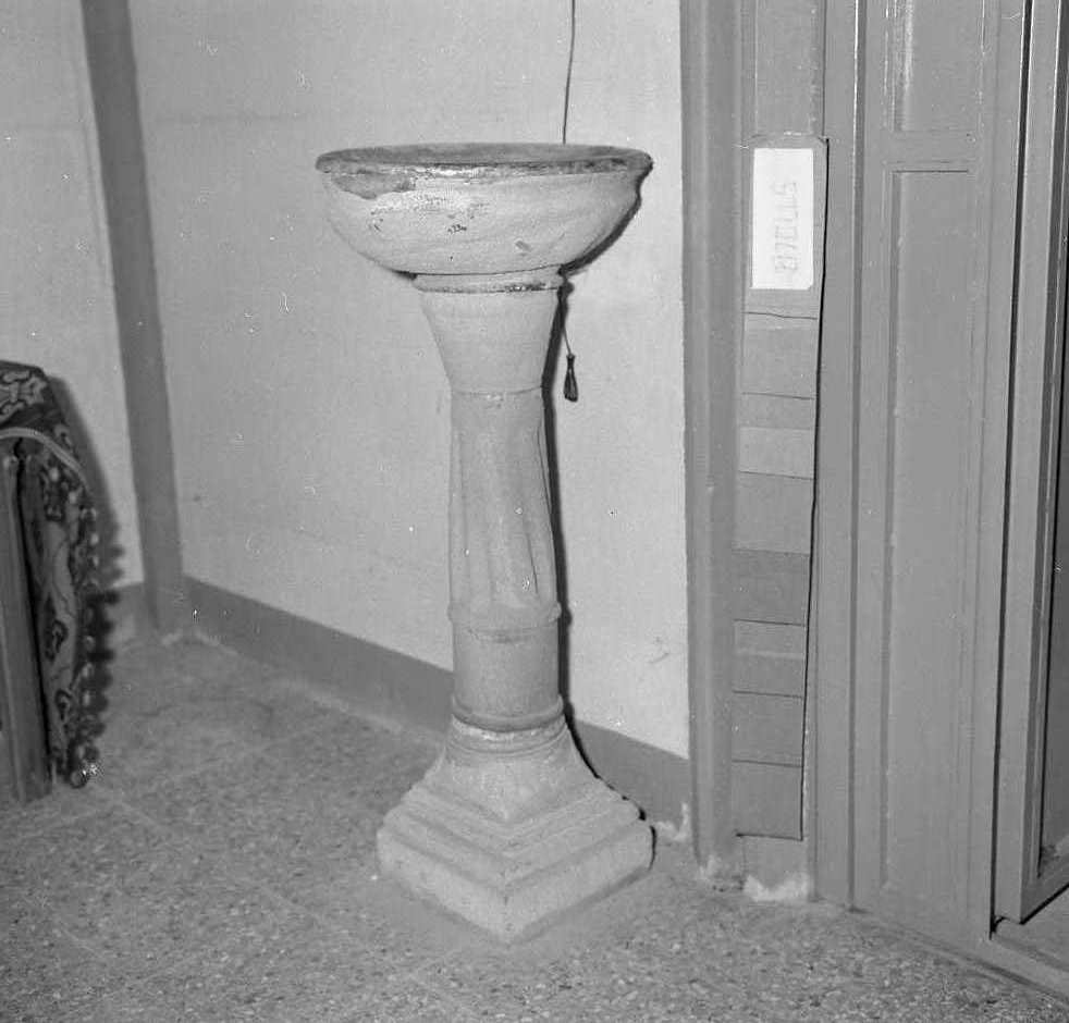 acquasantiera - bottega emiliana (sec. XIX)