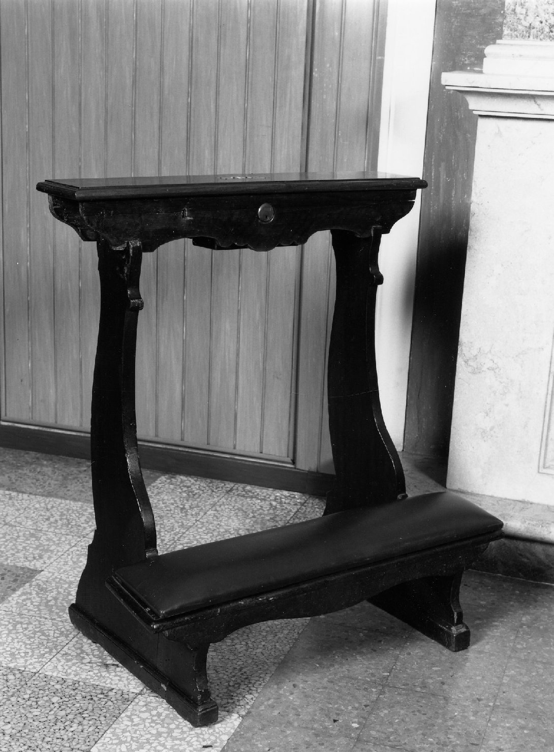 inginocchiatoio - bottega emiliana (secc. XVIII/ XIX)