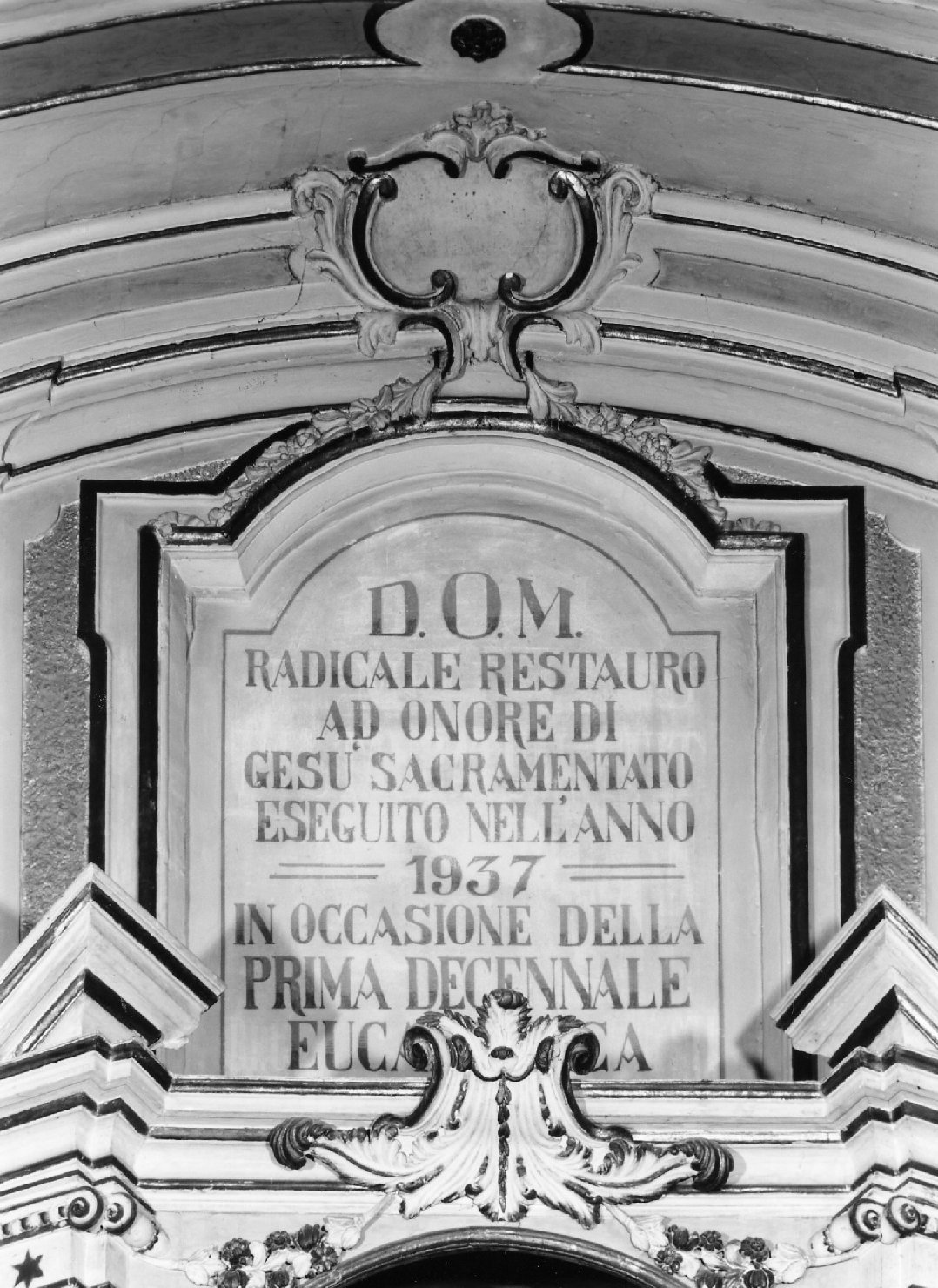 lapide celebrativa - manifattura ferrarese (sec. XVIII, sec. XX)