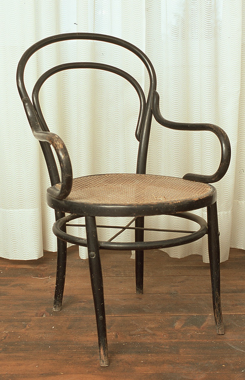 poltrona - manifattura viennese (fine/inizio secc. XIX/ XX)