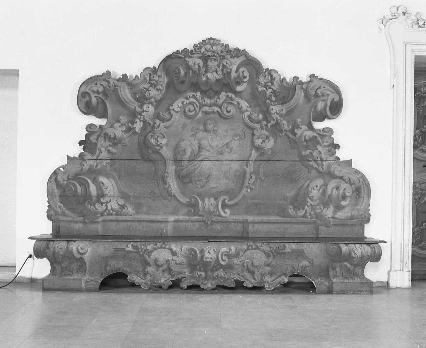 cassapanca di Facchinetti Giuseppe (bottega) (ultimo quarto sec. XVIII)