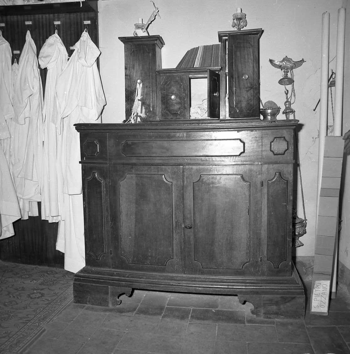 mobile - bottega emiliana (sec. XVII)