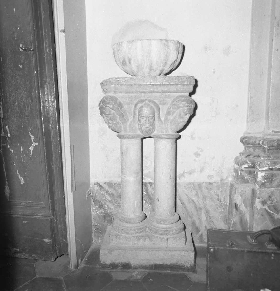 capitello - bottega emiliana (sec. XI)