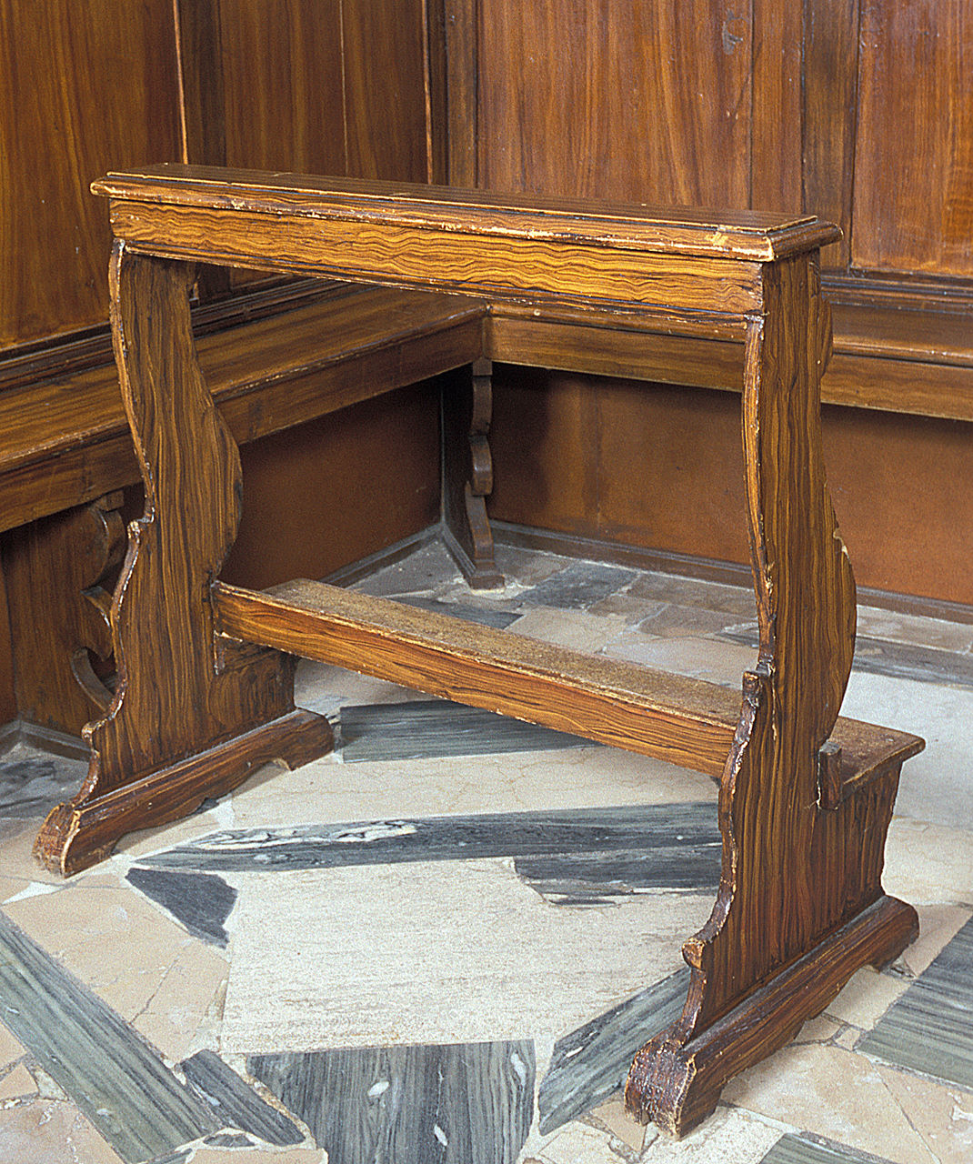 inginocchiatoio, serie - ambito ferrarese (sec. XVIII)