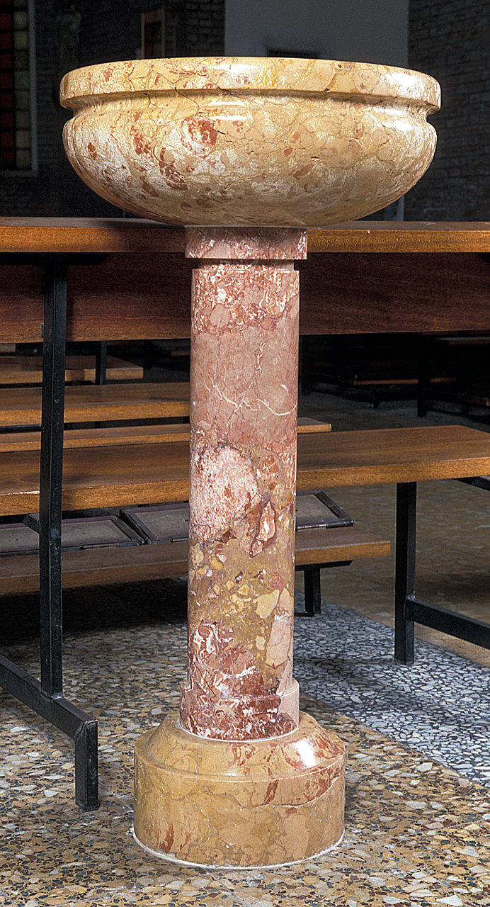 acquasantiera - a fusto, serie - bottega ferrarese (sec. XX)