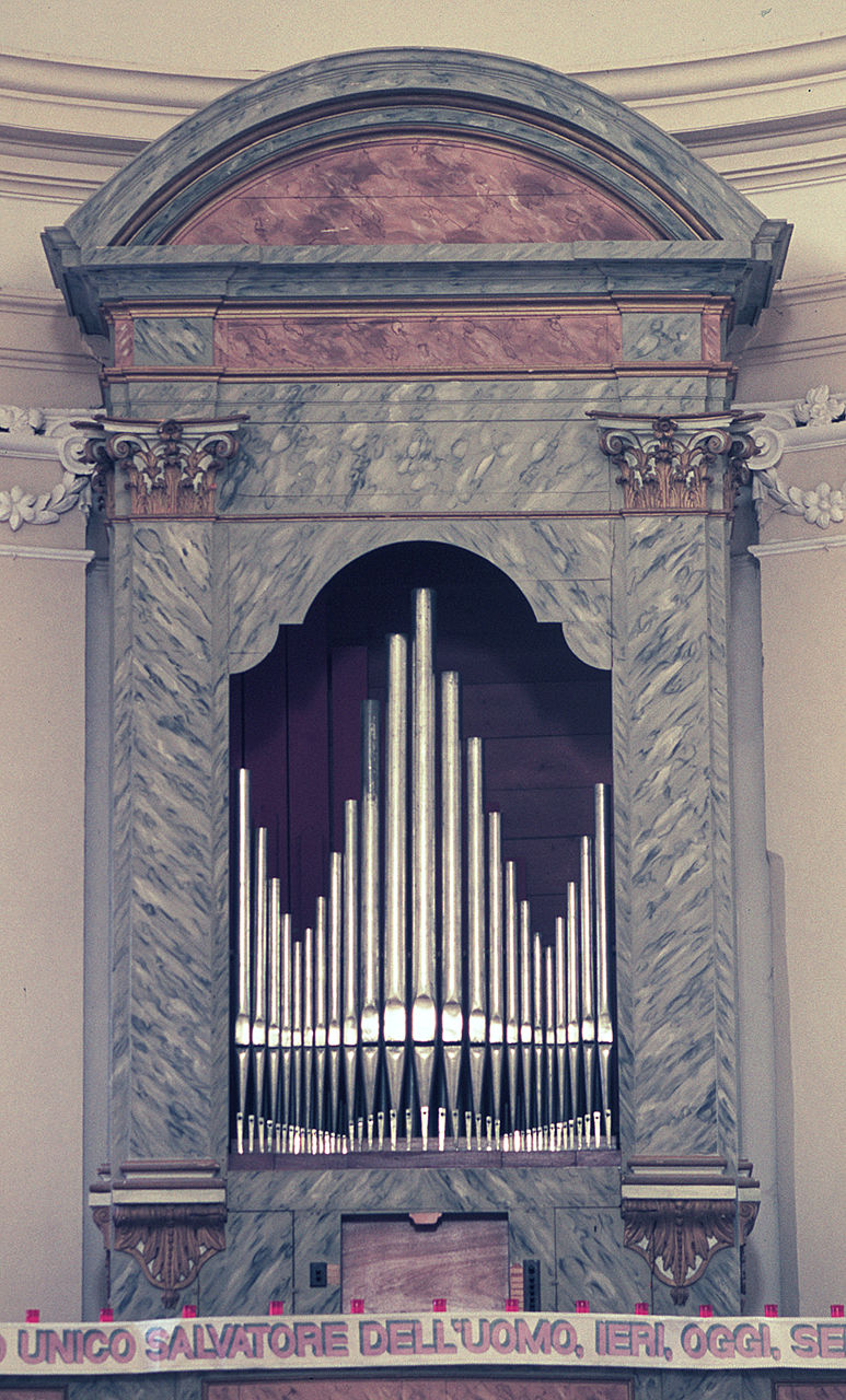 cassa d'organo, elemento d'insieme - bottega ferrarese (sec. XVIII)