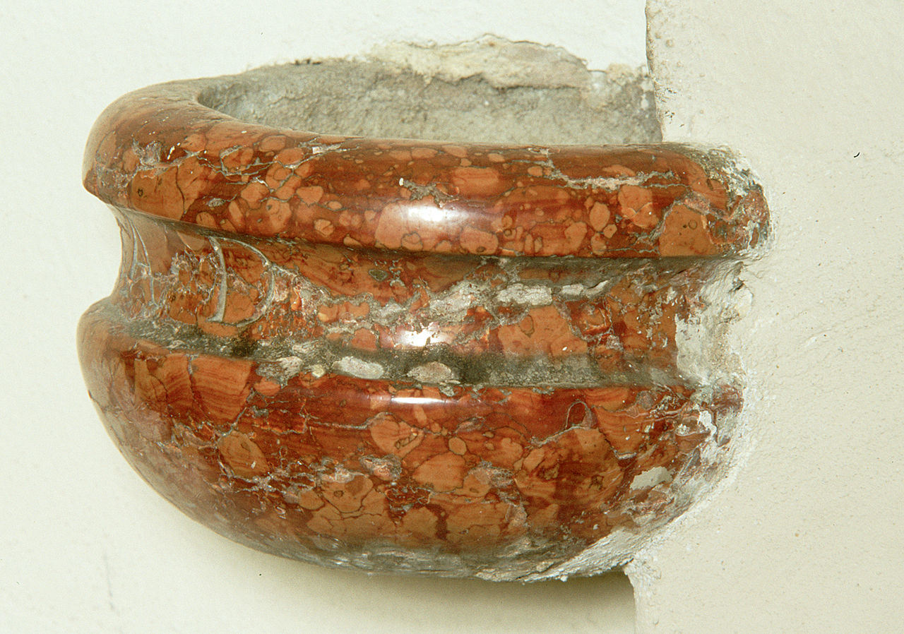 acquasantiera da parete, opera isolata - bottega ferrarese (sec. XIX)