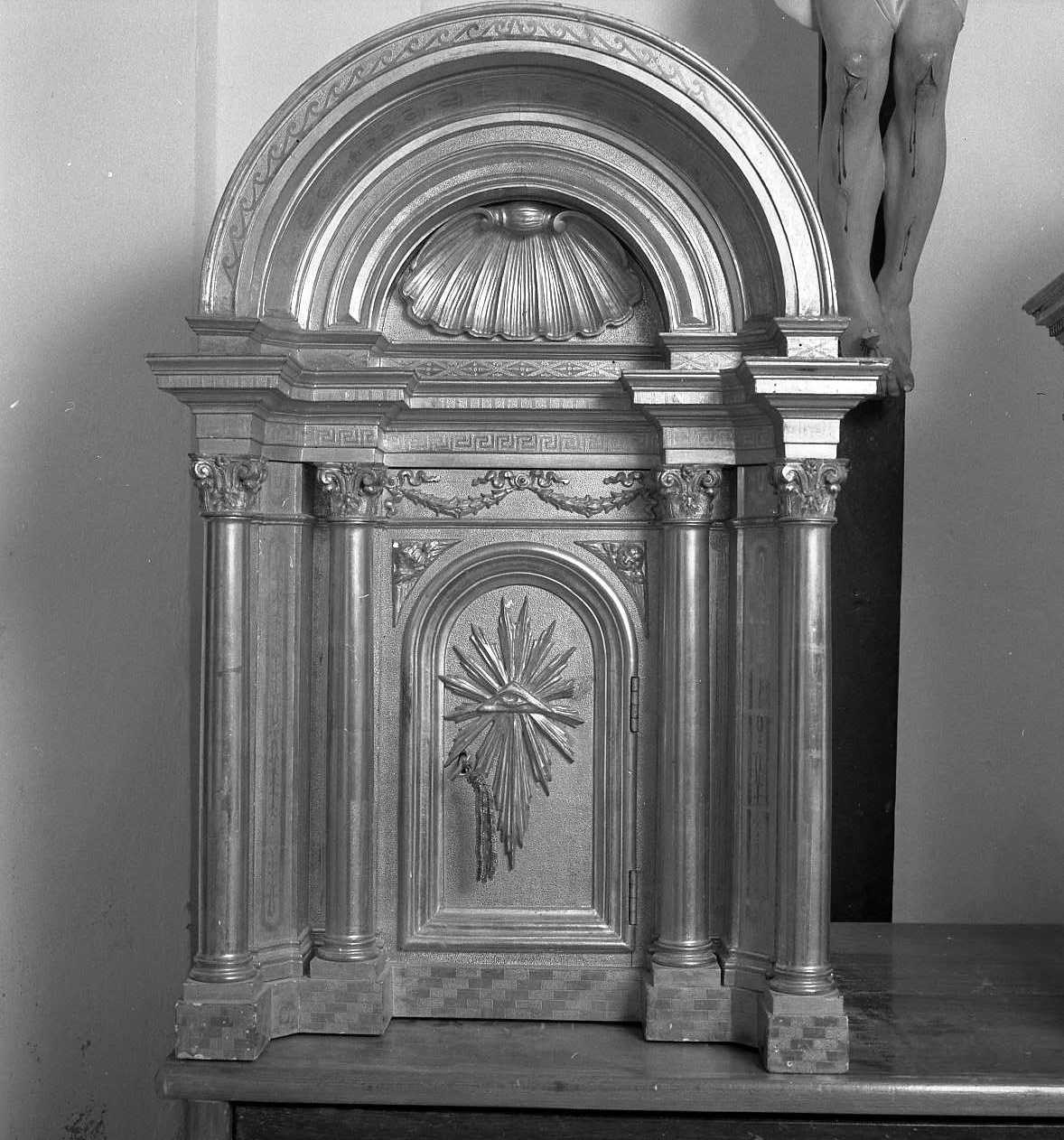 tabernacolo - a frontale architettonico - bottega emiliano-romagnola (sec. XIX)