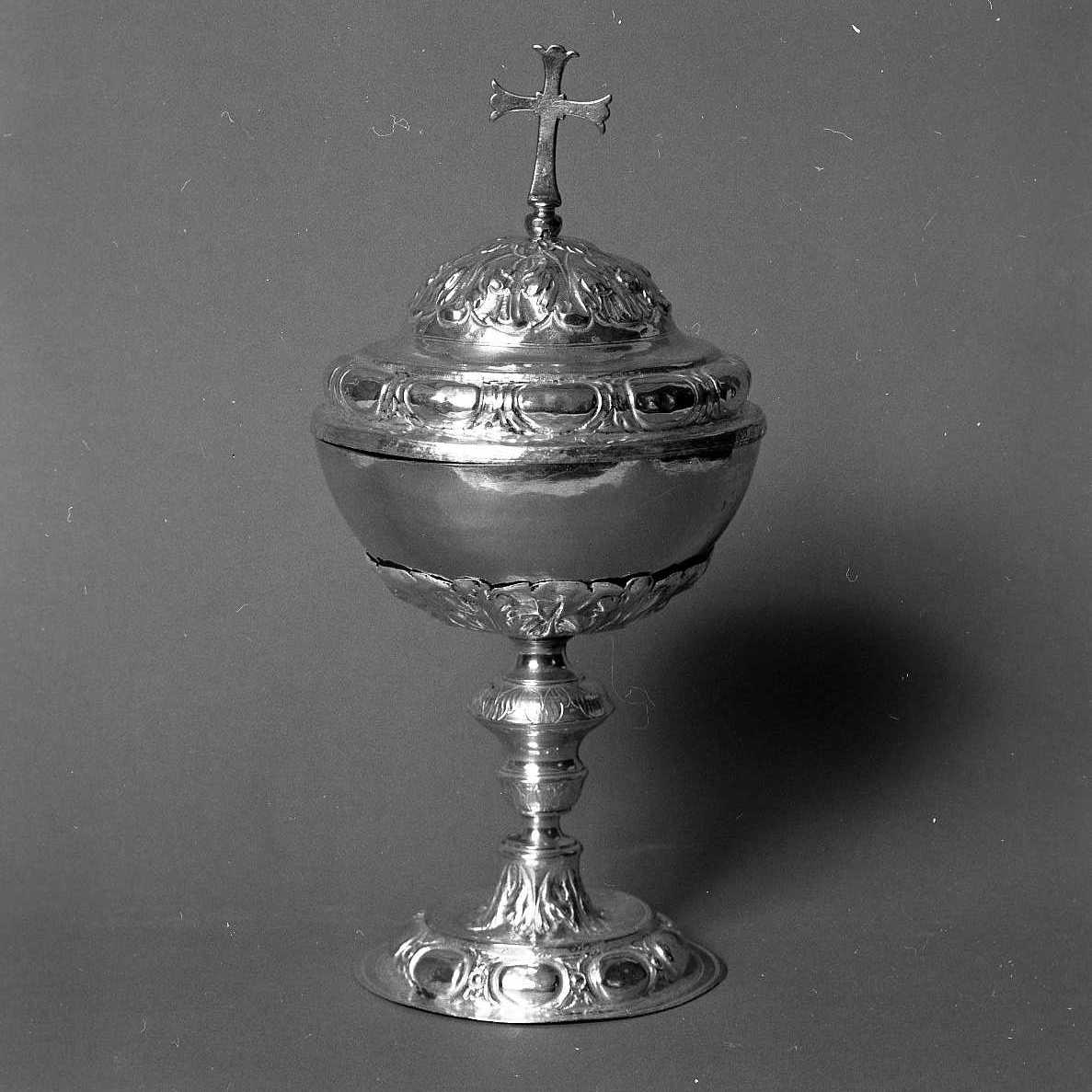 pisside - bottega emiliano-romagnola (sec. XIX)